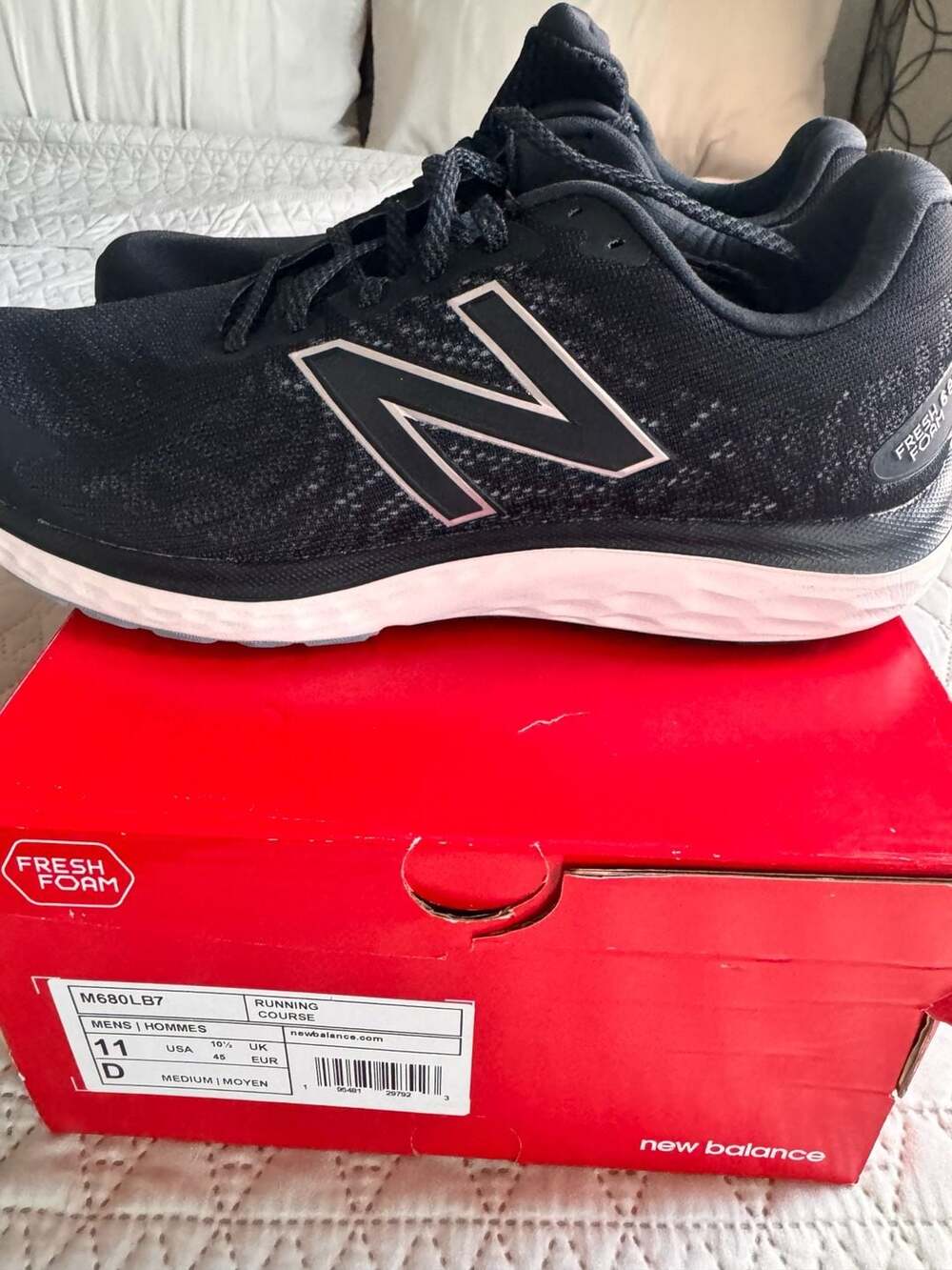 New Balance Fresh Foam 680v7 Size 11 Black Running Shoes